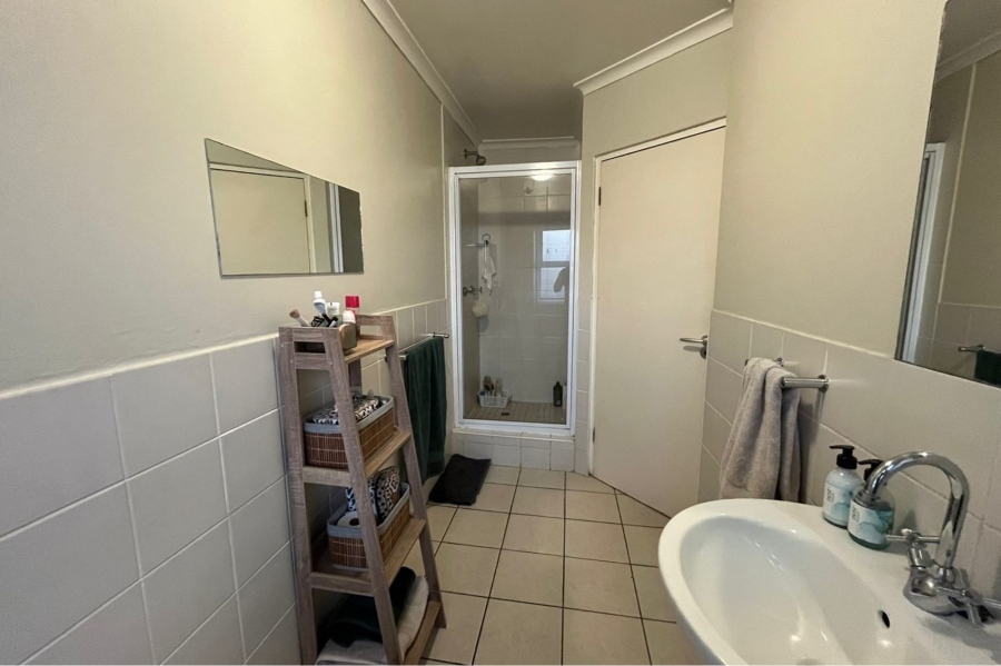 2 Bedroom Property for Sale in Wellington North Western Cape